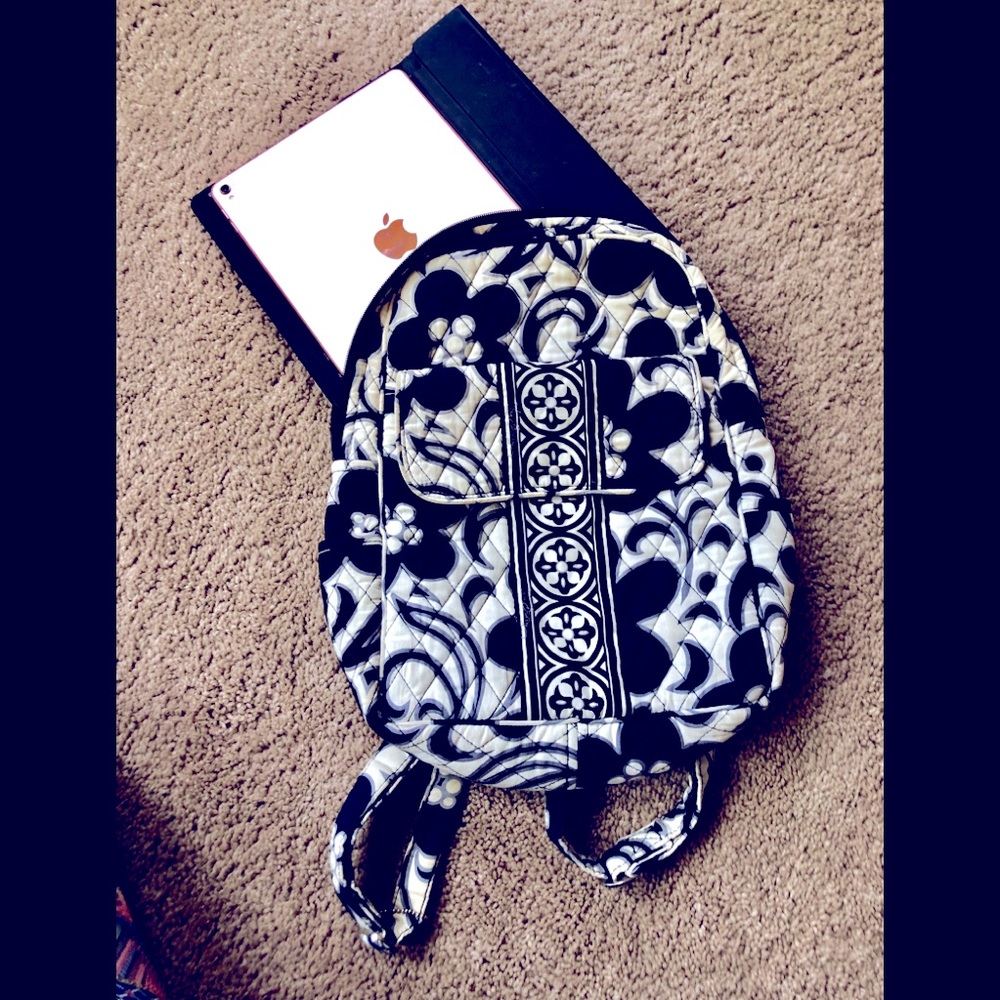 🖤 VERA BRADLEY Blck &White Backpack (Night & Day)